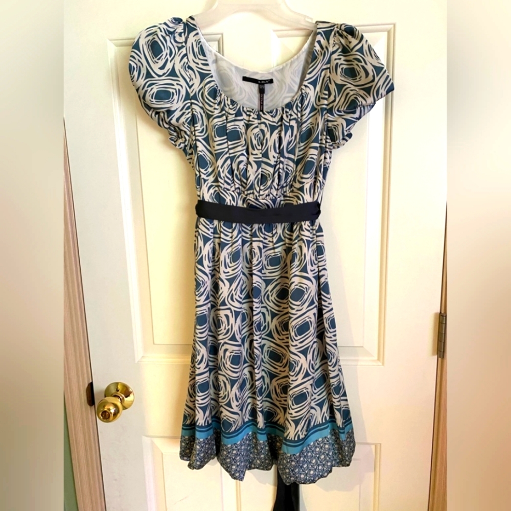 Size medium LILY spring belted midi dress
